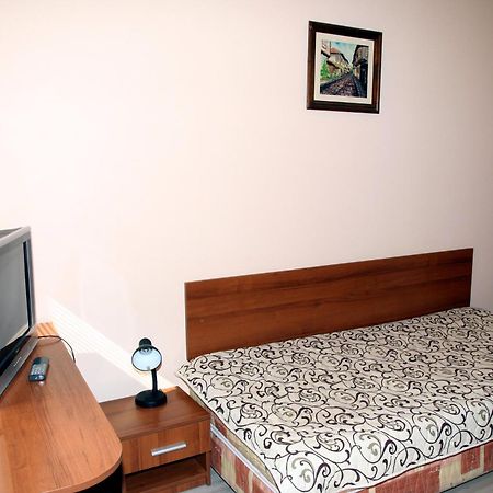 Interrum Hotel Razgrad 客房 照片