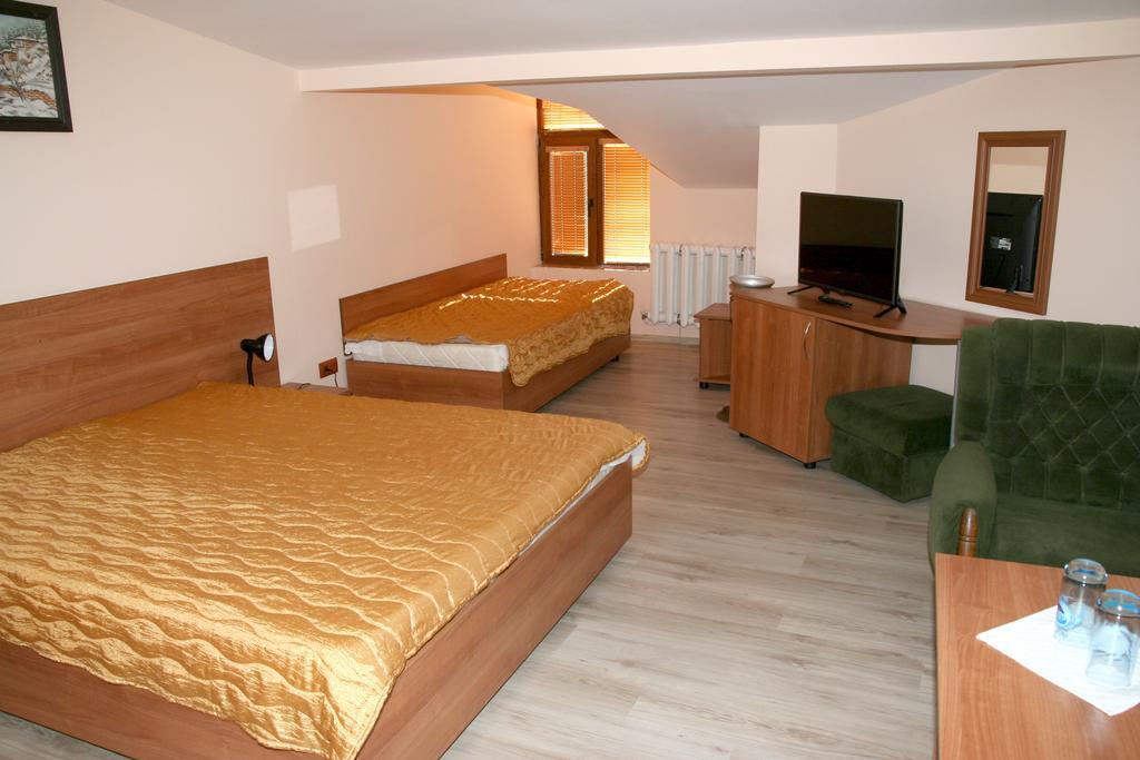 Interrum Hotel Razgrad 客房 照片