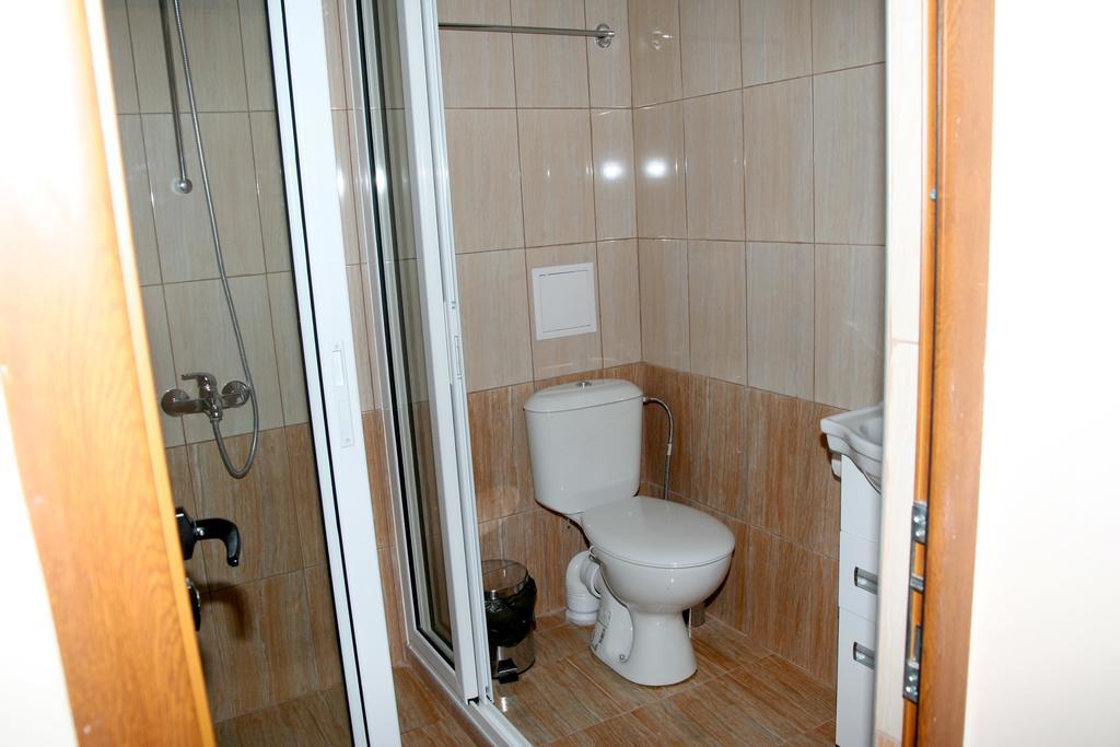 Interrum Hotel Razgrad 客房 照片