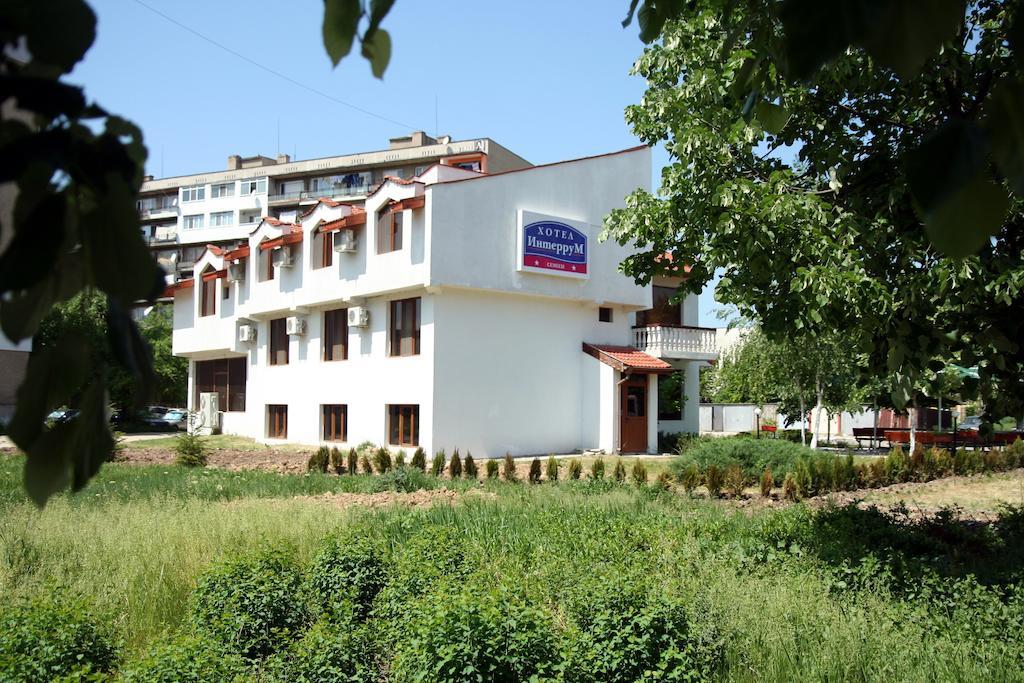 Interrum Hotel Razgrad 外观 照片