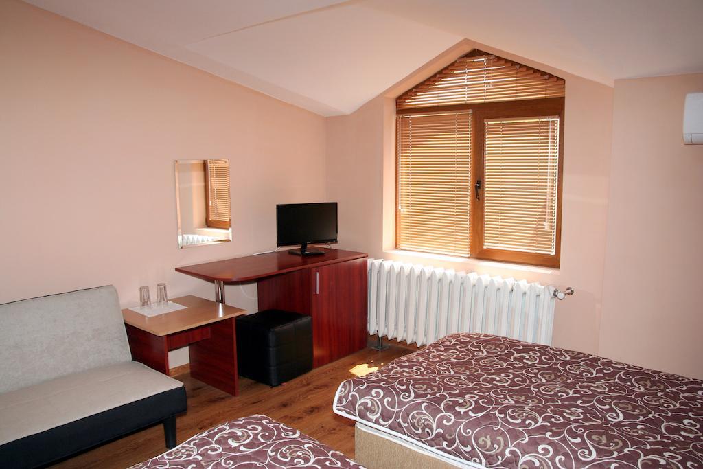 Interrum Hotel Razgrad 客房 照片